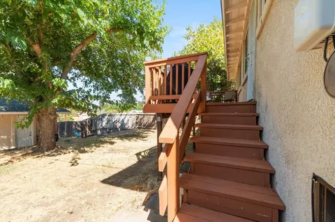 Exterior - 1514 Walbridge St, Red Bluff, CA 96080 photo 3 of 15