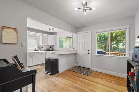 Entry Way - 1514 Walbridge St, Red Bluff, CA 96080 photo 1 of 4