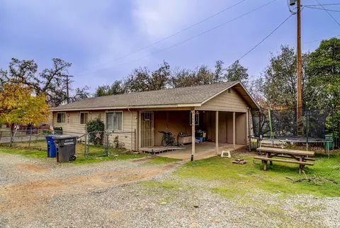 550 Parsons Dr, Redding, CA 96002 photo 3