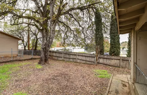 550 Parsons Dr, Redding, CA 96002 photo 27
