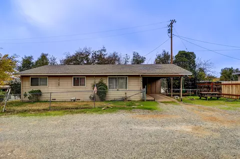 550 Parsons Dr, Redding, CA 96002 photo 2