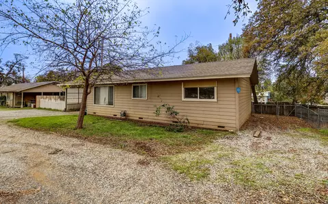 550 Parsons Dr, Redding, CA 96002 photo 4