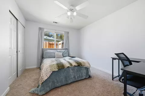 Bedroom - 3385 Pioneer Ln, Redding, CA 96001 photo 3 of 3