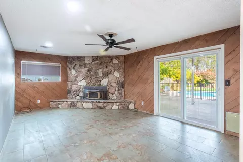 Living - 1939 Cameo Ct, Redding, CA 96002 photo 4 of 5
