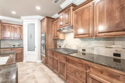 Kitchen - 3241 Lemurian Rd, Redding, CA 96002 photo 1 of 3