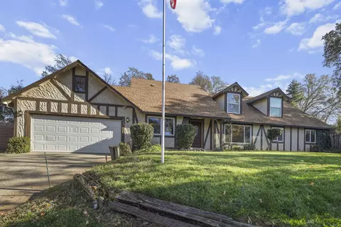 2795 Carolee Ct, Redding, CA 96002
