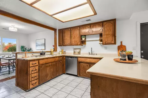 2795 Carolee Ct, Redding, CA 96002 photo 13