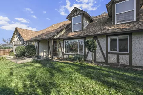 2795 Carolee Ct, Redding, CA 96002 photo 3