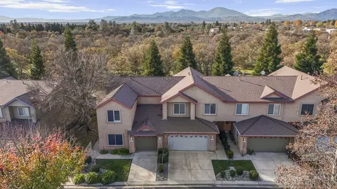 3156 Niklaus Path, Redding, CA 96002