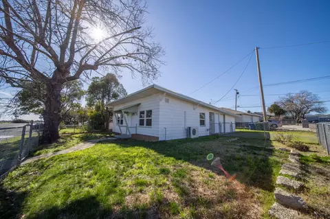 1800 Pleasant St, Redding, CA 96001 photo 4