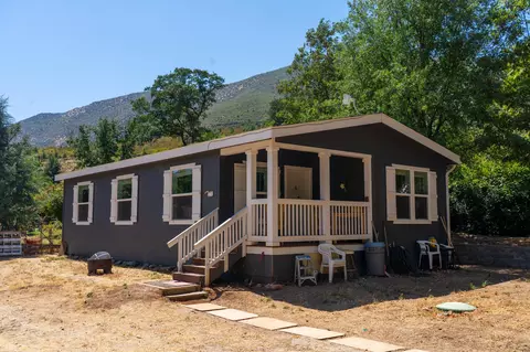 14166 Main St, French Gulch, CA 96033