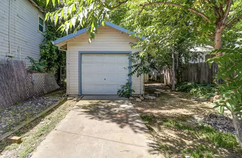 Exterior - 728 Lincoln St, Red Bluff, CA 96080 photo 3 of 7