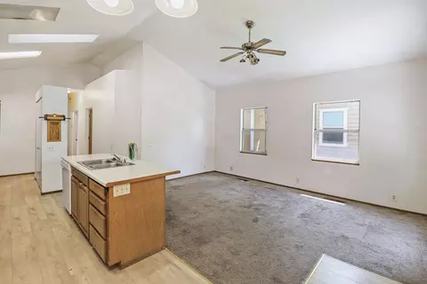 Living - 728 Lincoln St, Red Bluff, CA 96080 photo 1 of 2