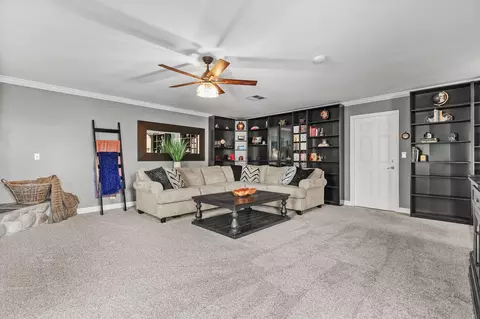 Living - 3404 Snavely Dr, Redding, CA 96003 photo 1 of 2