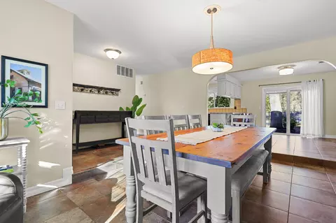 Dining - 3404 Snavely Dr, Redding, CA 96003 photo 1 of 2