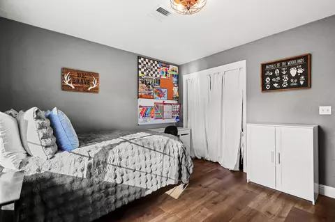 Bedroom - 3404 Snavely Dr, Redding, CA 96003 photo 5 of 7
