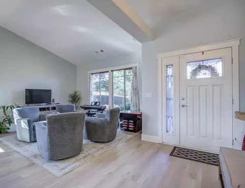 Entry Way - 4105 Winter Green Ct, Redding, CA 96001 photo 1 of 7
