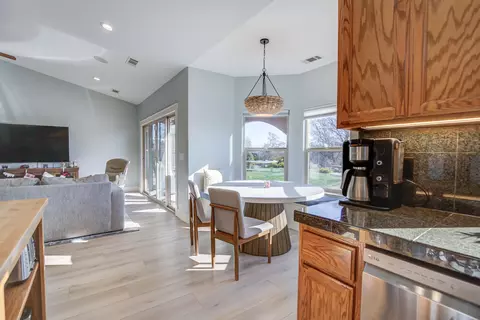 Kitchen - 4105 Winter Green Ct, Redding, CA 96001 photo 2 of 4