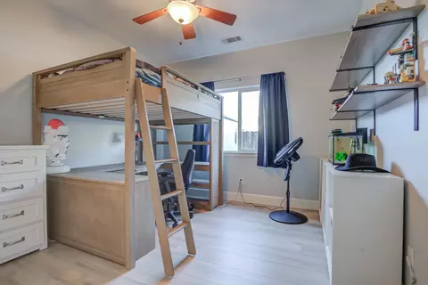 Bedroom - 4105 Winter Green Ct, Redding, CA 96001 photo 2 of 5