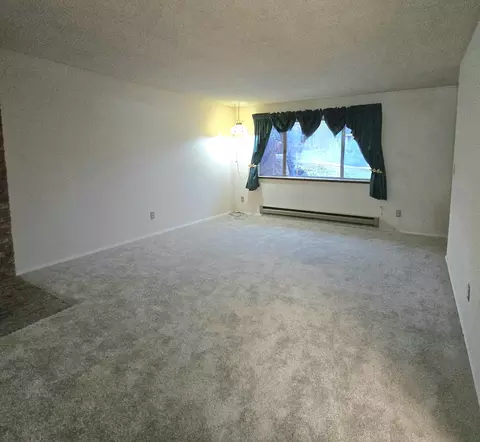809 North St, Yreka, CA 96097 photo 3