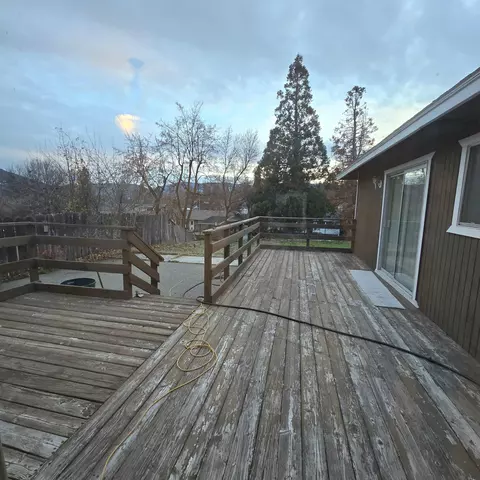 809 North St, Yreka, CA 96097 photo 17