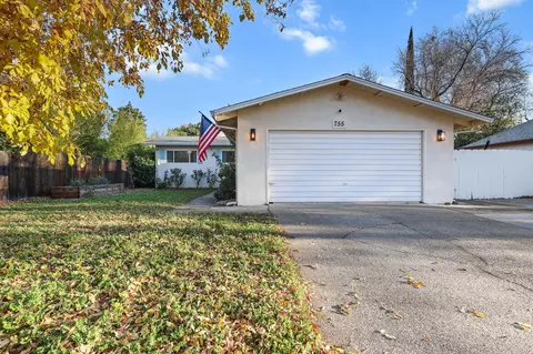 755 Christine Ave, Redding, CA 96003 photo 56