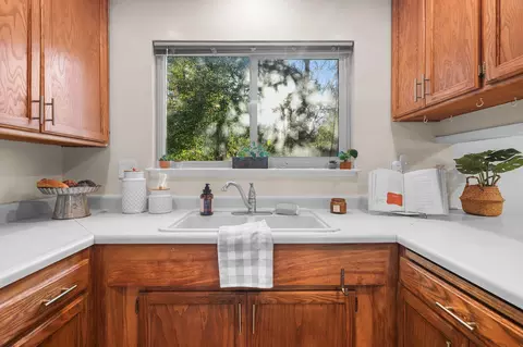 755 Christine Ave, Redding, CA 96003 photo 31
