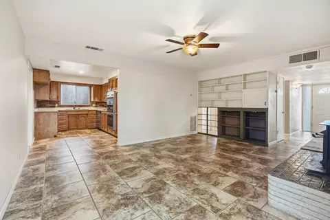 Living - 2077 Skyline Dr, Redding, CA 96001 photo 6 of 8