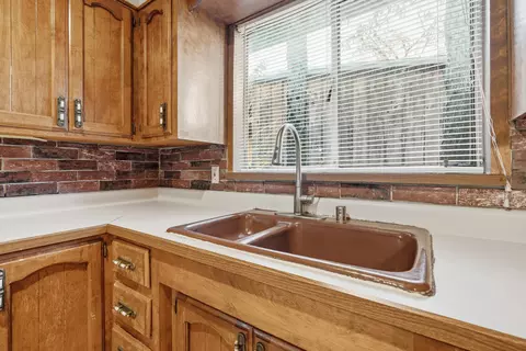 Kitchen - 2077 Skyline Dr, Redding, CA 96001 photo 4 of 4