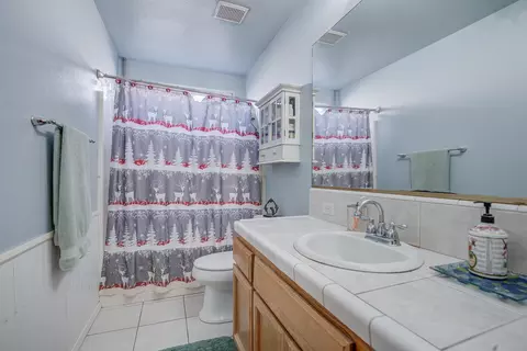 866 Fountain Cir, Redding, CA 96003 photo 16