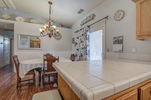866 Fountain Cir, Redding, CA 96003 photo 15