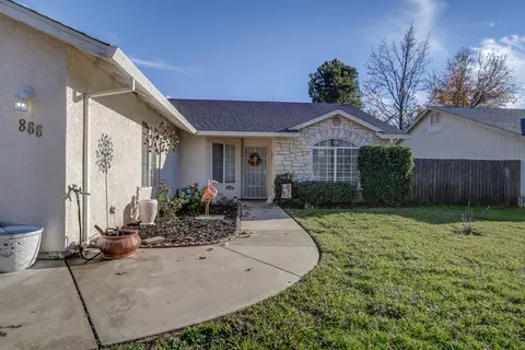 866 Fountain Cir, Redding, CA 96003 photo 9