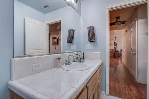 866 Fountain Cir, Redding, CA 96003 photo 17