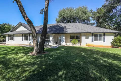 Exterior - 6639 Riata Dr, Redding, CA 96002 photo 5 of 27