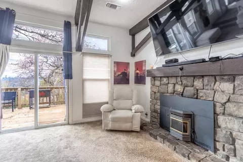 Living - 4720 Enchanted Way, Redding, CA 96001 photo 2 of 3