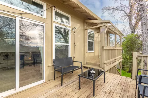 Exterior - 4720 Enchanted Way, Redding, CA 96001 photo 5 of 8