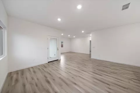 4181 Haleakala Ave, Redding, CA 96001 photo 9