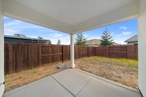 4181 Haleakala Ave, Redding, CA 96001 photo 31