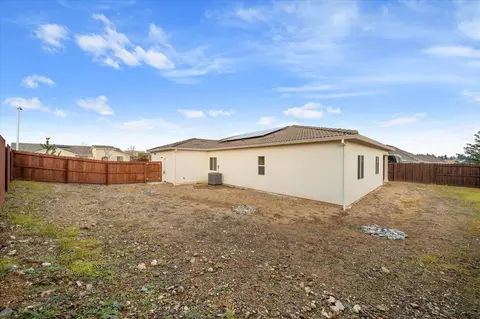 4181 Haleakala Ave, Redding, CA 96001 photo 35