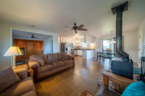21702 Lone Tree Rd, Anderson, CA 96007 photo 21