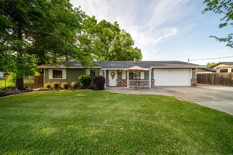 21702 Lone Tree Rd, Anderson, CA 96007