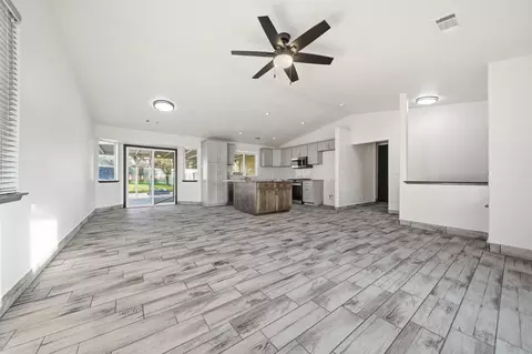 Living - 2771 North St, Anderson, CA 96007 photo 3 of 3