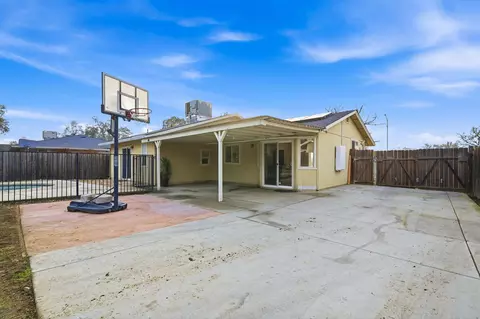 Exterior - 2771 North St, Anderson, CA 96007 photo 8 of 14