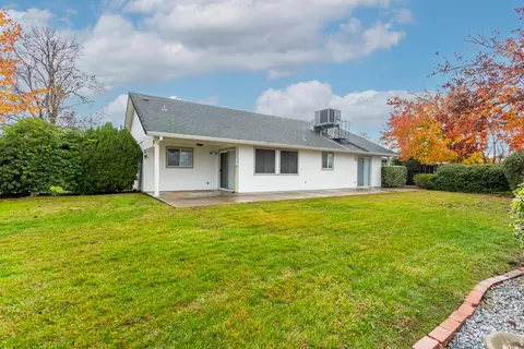 3085 Seminole Dr, Redding, CA 96001 photo 23