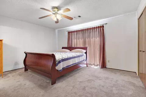 1127 Woodland Ter, Redding, CA 96002 photo 17