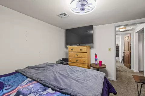 Bedroom - 2820 Alfreda Way, Redding, CA 96002 photo 2 of 4