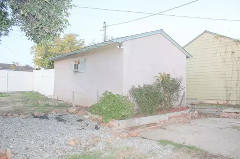 Exterior - 1710 Luning St, Red Bluff, CA 96080 photo 5 of 6