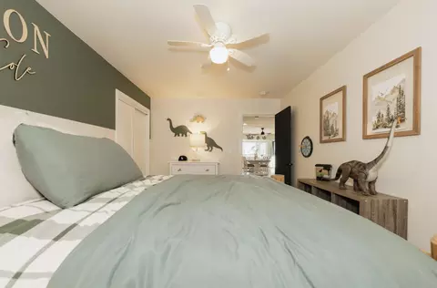Bedroom - 4204 Sudden Wind Ct, Redding, CA 96001 photo 8 of 19