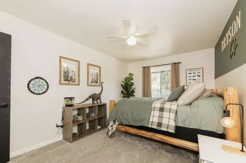 Bedroom - 4204 Sudden Wind Ct, Redding, CA 96001 photo 6 of 19