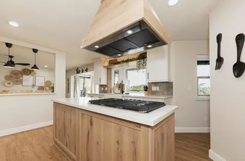 Kitchen - 4204 Sudden Wind Ct, Redding, CA 96001 photo 2 of 10